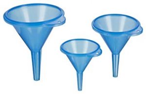 PILTUVE, 3 GAB., PLASTMASAS